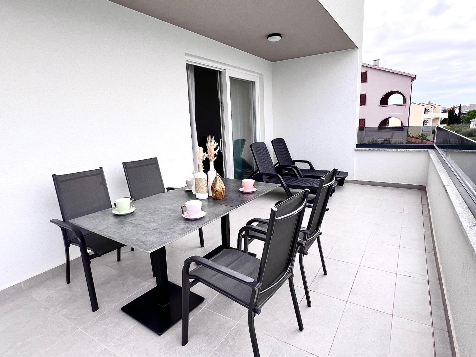 Boutique Hotel Ivy'Z Novalja Exteriér fotografie