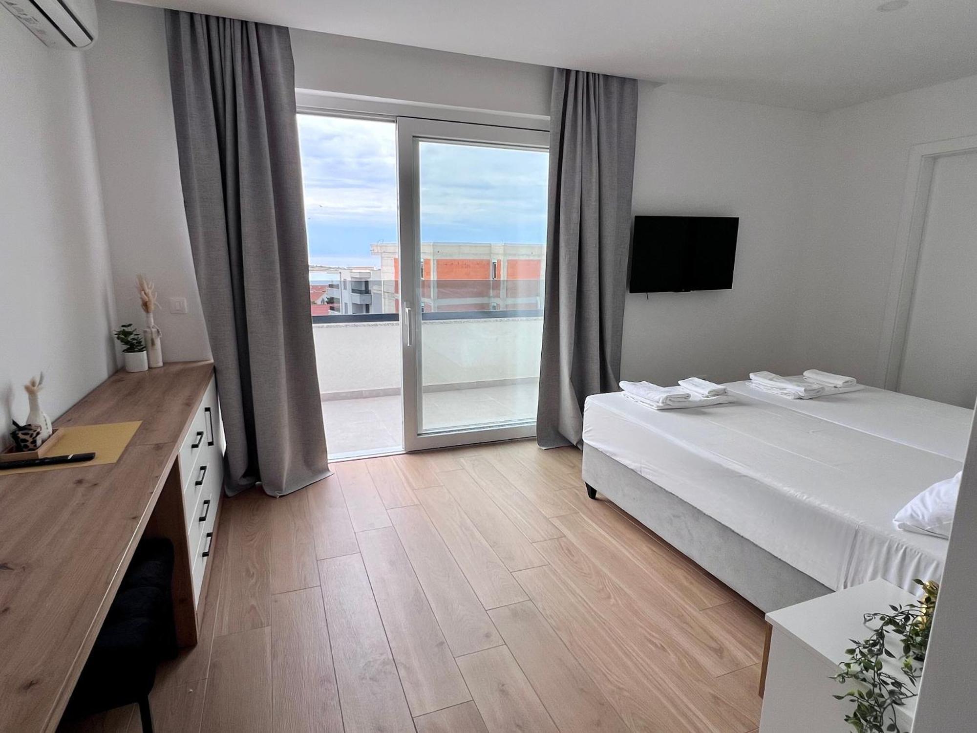 Boutique Hotel Ivy'Z Novalja Exteriér fotografie
